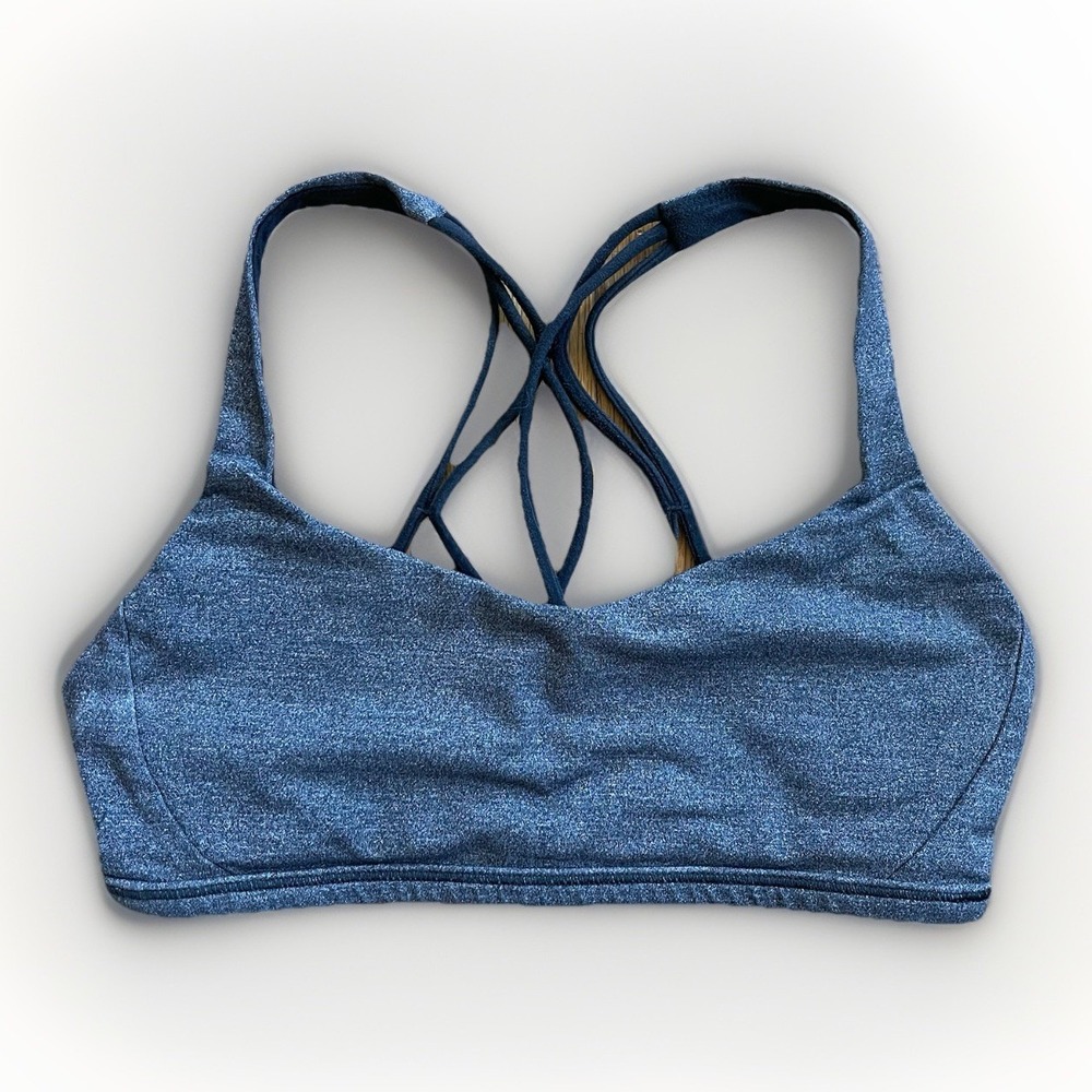 Lululemon Size 4 Gray Sports Bra Strappy Crossback Black Athleisure Gym Yoga